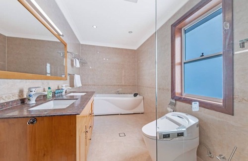 Epping House | Forbidden City Trip -Reserve Your Exquisite Garden