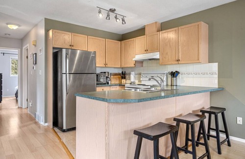 East Kootenay Apartment | Forest Heights | Central | King Bed | Affordable