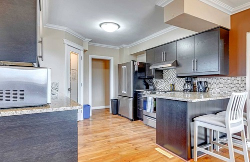 Edmonton House | Forest Heights. Renovated. 3bd/1.5 bath. Bungalow.