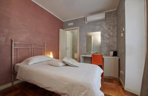 Fino Mornasco House | Foresteria La Torretta