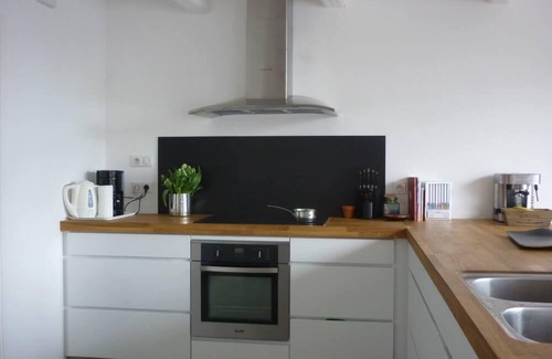 Le Bois-Plage-en-Re House | Former wine storehouse renovated by architect - Heated swimming pool - 5* bed and breakfast