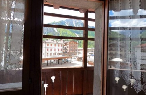 Forni di Sopra Apartment | Forni DI Sopra Appartamento Centralissimo Dolomiti
