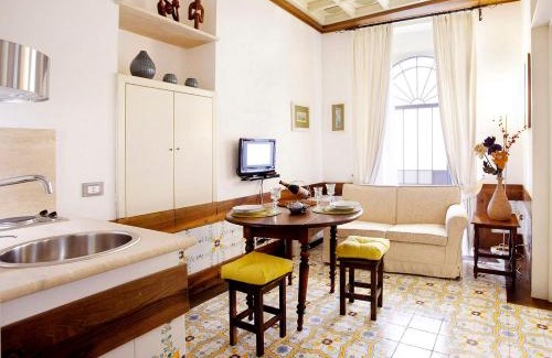 Campitelli Apartment | Foro Romano