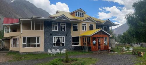 Azad Kashmir Hotel | Fort Hotel Yasin