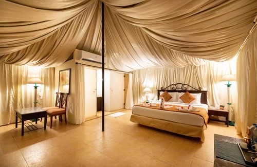 Jadhavwadi Hotel | Fort JadhavGADH - A GADH Heritage Hotel