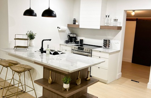 South Middle River House | Fort Lauderdale - Heated Pool Close to Beaches