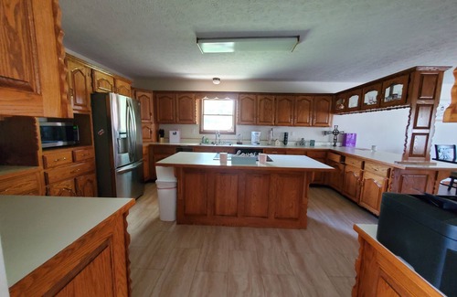 Waynesville House | *Fort Leonard Wood*nBig Families! Private Ponds For Fishing, Hunting & More!