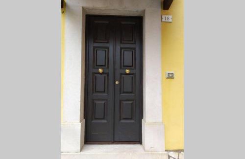 Rivisondoli House | FORT Montagna Casa Impero