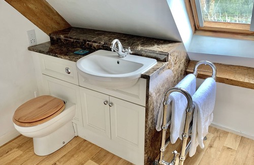 Dursley Bed & Breakfast | Forthay Bed and Breakfast