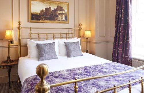 Cowes Hotel | Fountain Inn by Greene King Inns