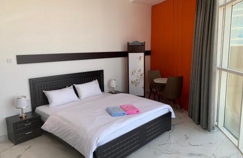 Rumailah Apartment | Four bedroom penthouse with sea view