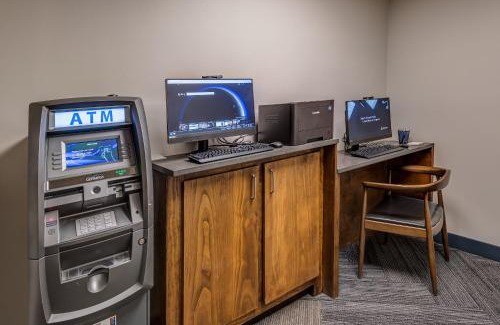 Downtown Anchorage Hotel | Four Points by Sheraton Anchorage Downtown