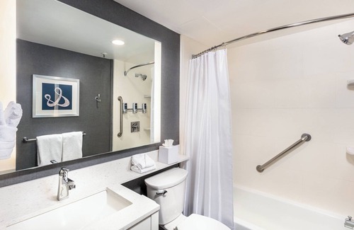 Fox Hills Hotel | Four Points by Sheraton Los Angeles Westside