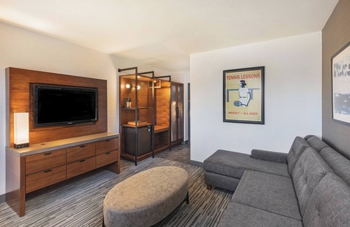 Fox Hills Hotel | Four Points by Sheraton Los Angeles Westside