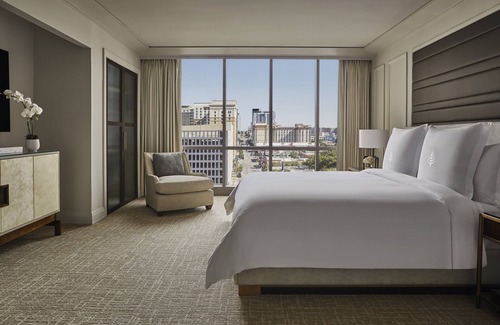 Waller Creek District Hotel | Four Seasons Hotel Austin