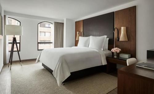 Zona Rosa Hotel | Four Seasons Hotel Bogota