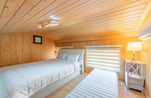 Tarimok House | Four Seasons Pension