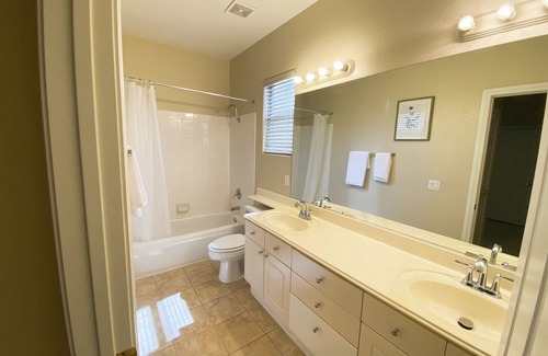 Silverado Ranch House | ❤️Fourpalmtrees - Beautiful comfy 5BR/3BA w POOL&SPA