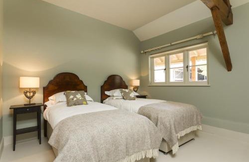 Child Okeford House | Fox Ditch