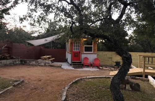 Austin House | Fox Tiny Home - The Cabins at Rim Rock