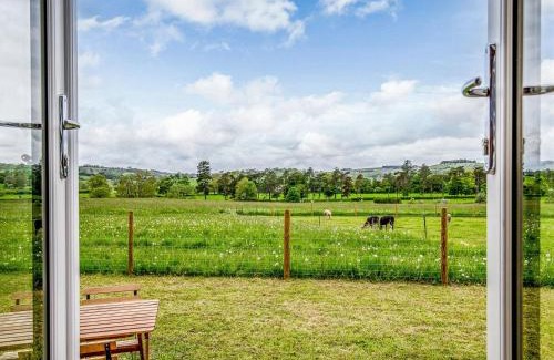Bradbourne House | Foxglove - Uk37639