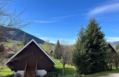 Autrans Ski Chalet | Charming 2-Bedroom Chalet in Autrans with Terrace & Private Land - Sleeps 4