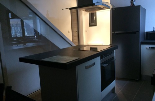 Besse-et-Saint-Anastaise Ski Chalet | Renovated Chalet for 10 Guests with Parking near Super Besse