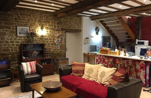 Saint-Georges-de-Reintembault Cottage | Beautiful rural houses for 14+ people - with private pool - heated April-September