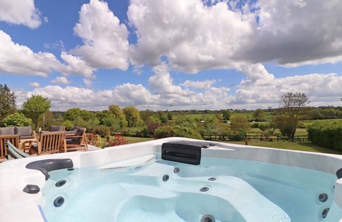 Saint-Germain-de-Clairefeuille Cottage | Cottage with spa, private tennis court, and EV charging