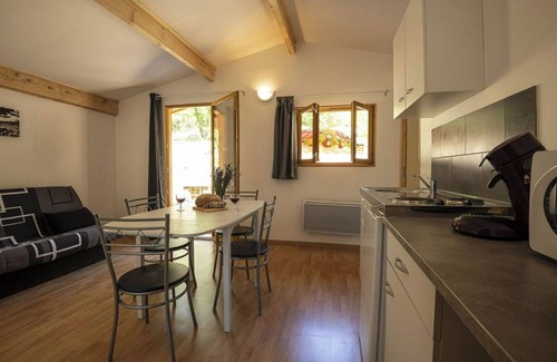 Saint-Jean-de-Maruejols-et-Avejan Ski Chalet | Chalets for 4 to 6 people (2)