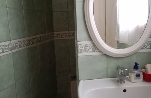 Saint-Maximin-la-Sainte-Baume Apartment | Studio Chaleureux à la Campagne et pas Loin de la Mer!
