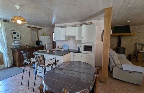 Yevre-le-Chatel Cottage | Large house near Paris, garden, for 12 people