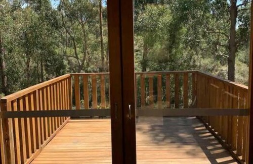 Adventure Bay House | Francis Lane Tiny Studio