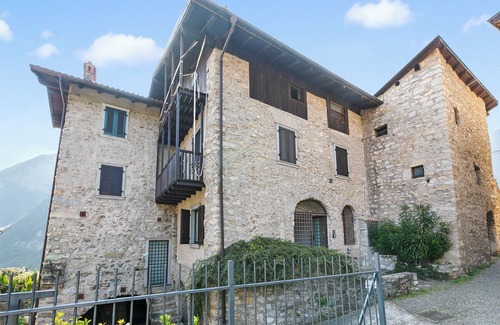 Tenno Apartment | Frapporta 2, Tenno, Italy