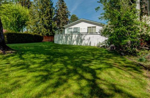 Manson House | Fray's Lane Waterfront Home