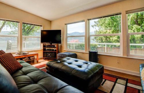 Manson House | Fray's Lane Waterfront Home