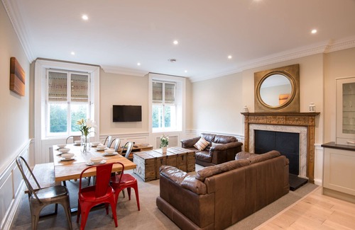 New Town Cottage | Frederick Street Apartment - sleeps 11 guests in 5 bedrooms