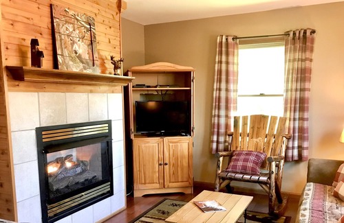 Rockbridge Cottage | Freedom - Secluded Country Cottage