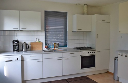 Hoofdplaat House | Frejus 116 - Kustpark Village Scaldia - Detached holiday villa with spacious garden, directly at the lake