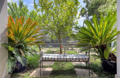 Green Point Cottage | French Country Cottage on Table Mountain