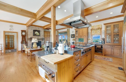 Blue Ridge House | French Country Estate on scenic Lincoln Rd just 5 miles south of Purcellville.