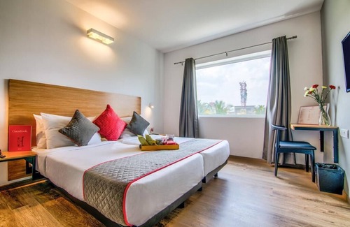 Jayanagar Hotel | Fresh&Charming Stay with Artwork Rooms@Bangalore