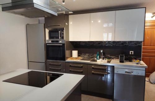 Marigot Apartment | Fresh Cool Love