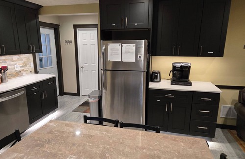 Mayfield House | Freshly renovated house on Spider Lake