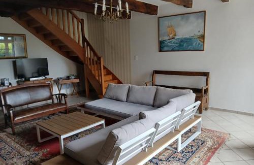 Saint-Remy-du-Plein House | Freslonnière