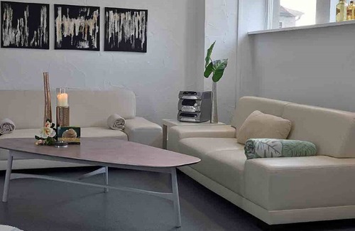 Mellrichstadt Apartment | Freundlich Eingerichtete Ferienwohnung mit Zwei Schlafzimmern