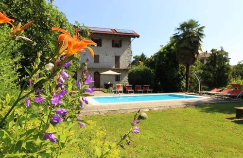 Vacciago Apartment | Frey apt. 1 + Frey apt. 2 at Lake Orta with garden and pool
