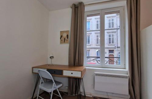 Haussonville-Blandan-Mon Desert-Saurupt Apartment | FRIDA T2 avec sa terrasse By UnSejourANancy Fr