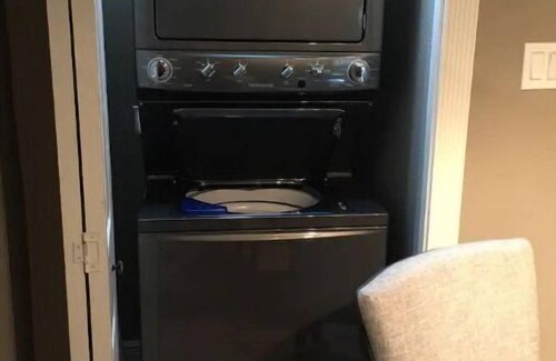 Historic Garderns House | Friendly Alamodome House 8guests. 3Br/2Bth 1 mile River walk/Alamo/Near Downtown