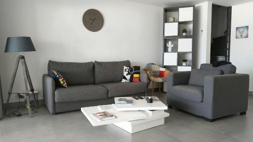 Nettle Bay House | Friendly Beach House